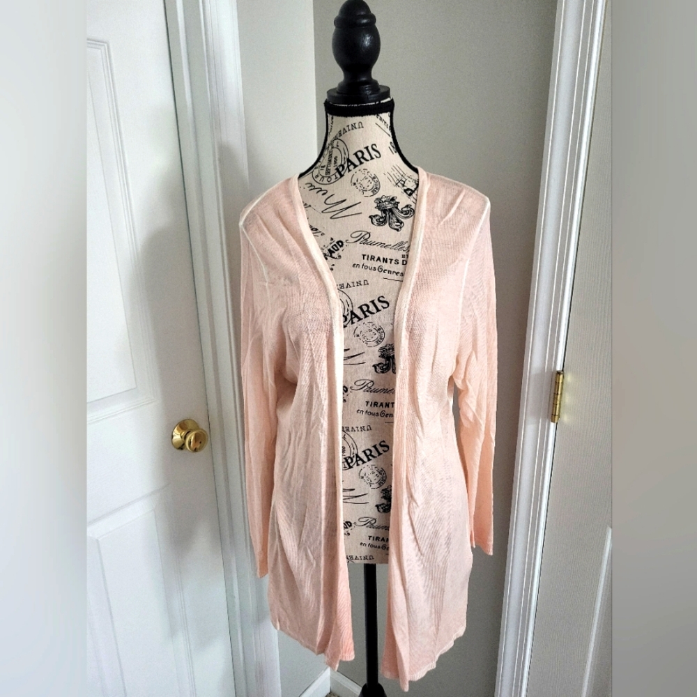 Women's Pale Pink Cardigan Sweater